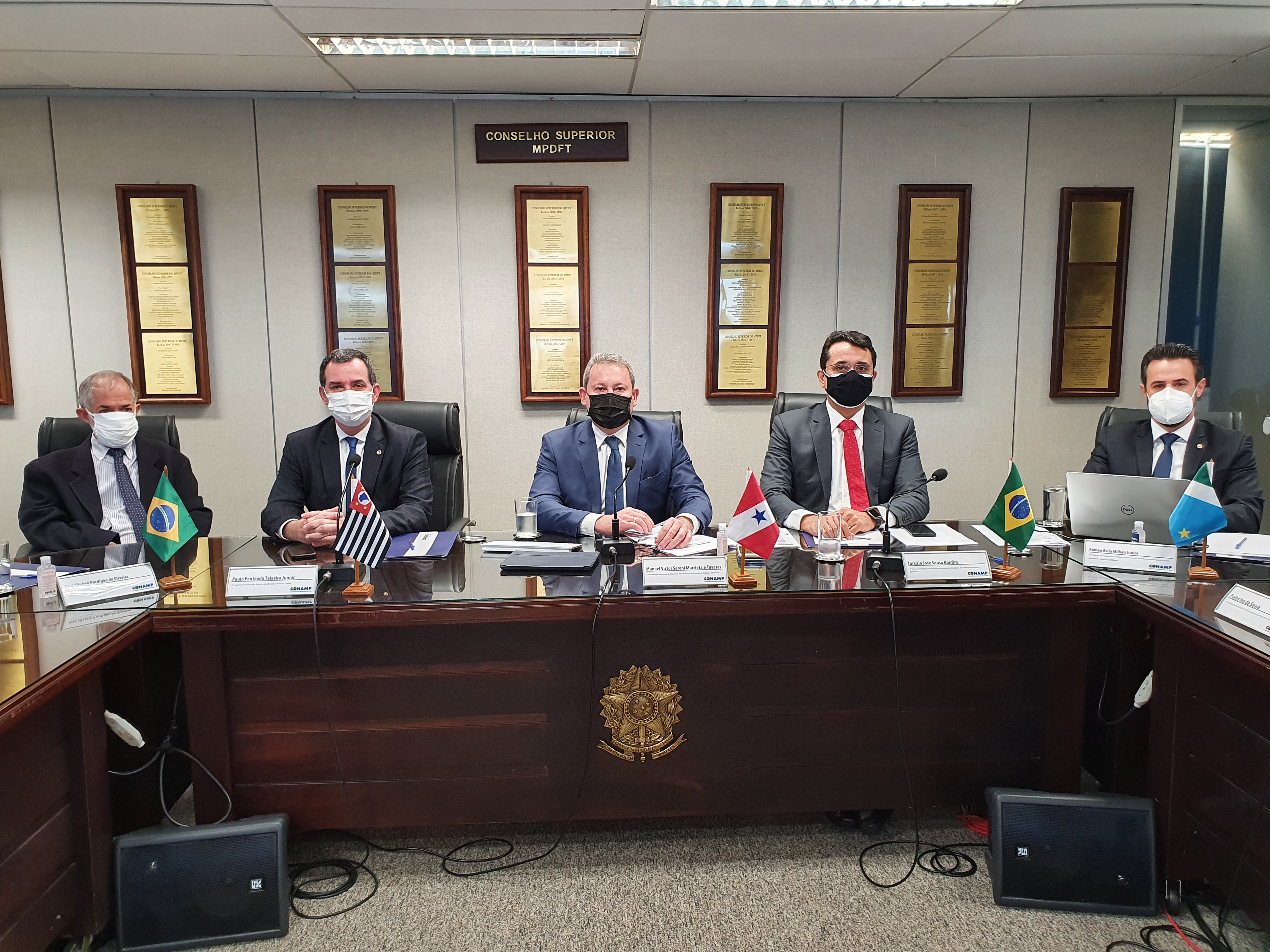 Conselho deliberativo realiza reunião em Brasília
