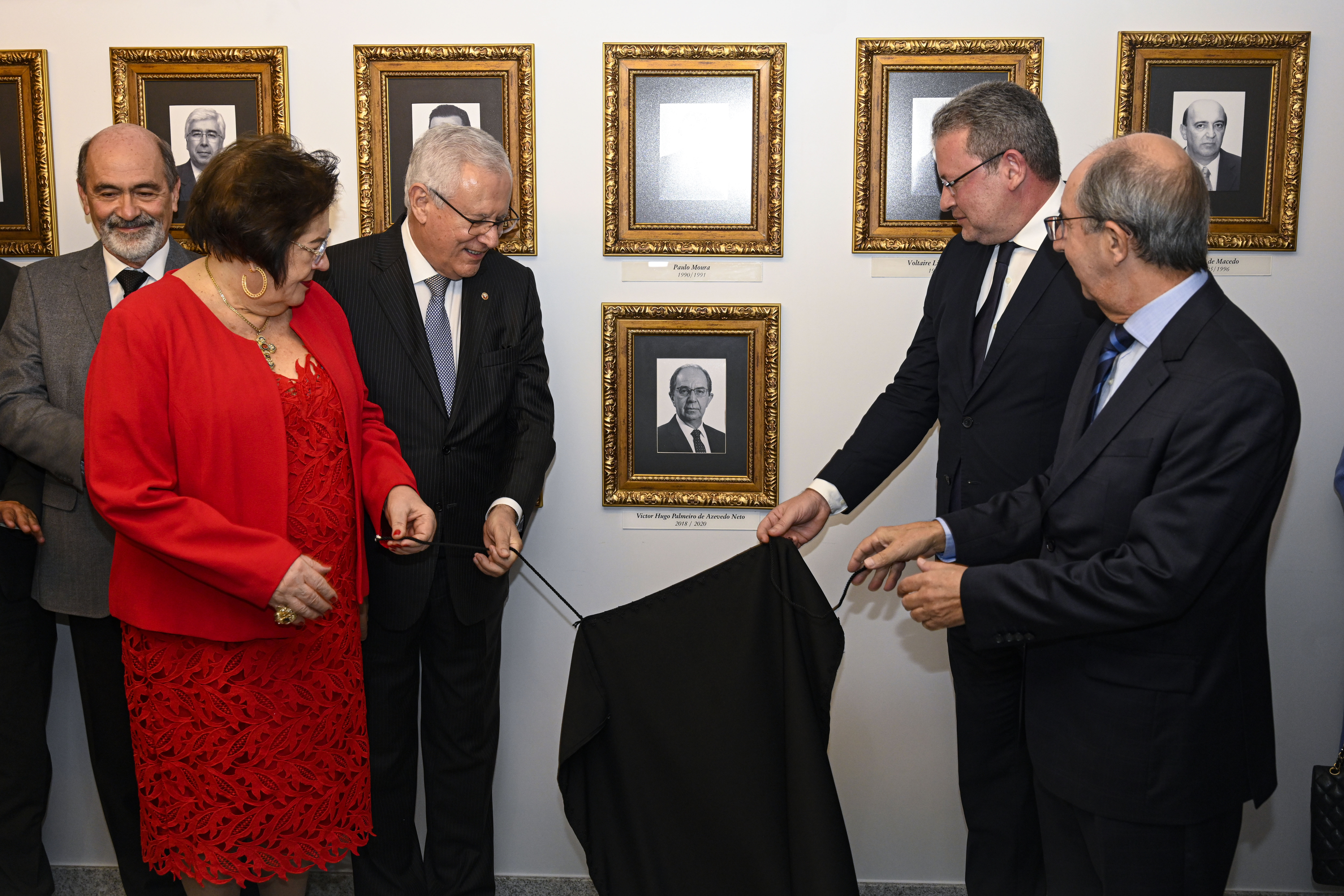 CONAMP homenageia ex-presidente Victor Hugo e inaugura nova sala
