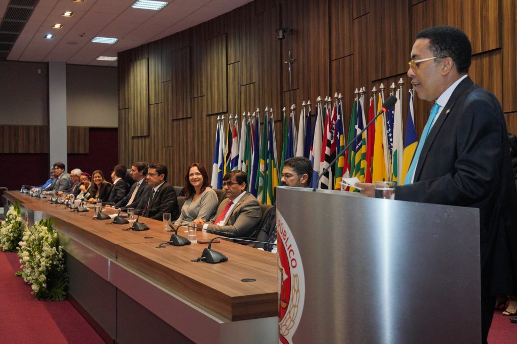 Em Sergipe, Luis Fausto Dias Valois Santos é reconduzido à presidência da ASMP