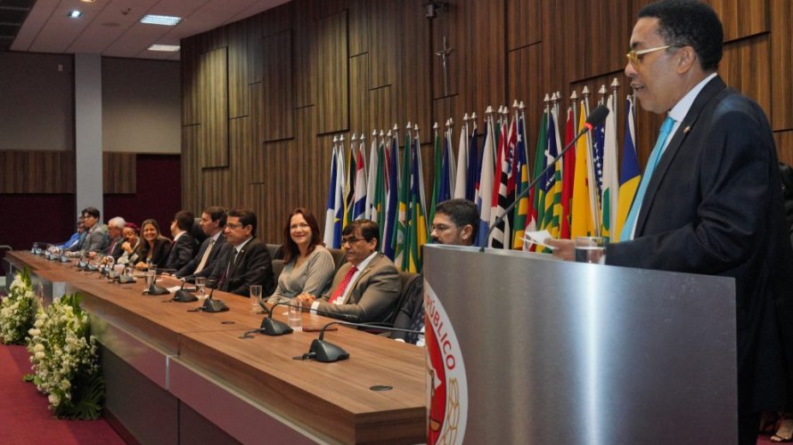 Em Sergipe, Luis Fausto Dias Valois Santos é reconduzido à presidência da ASMP