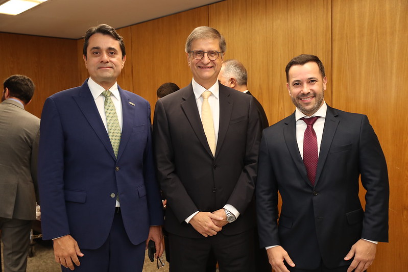 Kit sobre práticas para Comissão Julgadora terá resumo feito por IA 