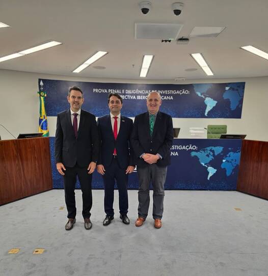 Acadêmicos do Brasil e da Espanha debatem avanço tecnológico, obtenção de provas e investigação penal no STF