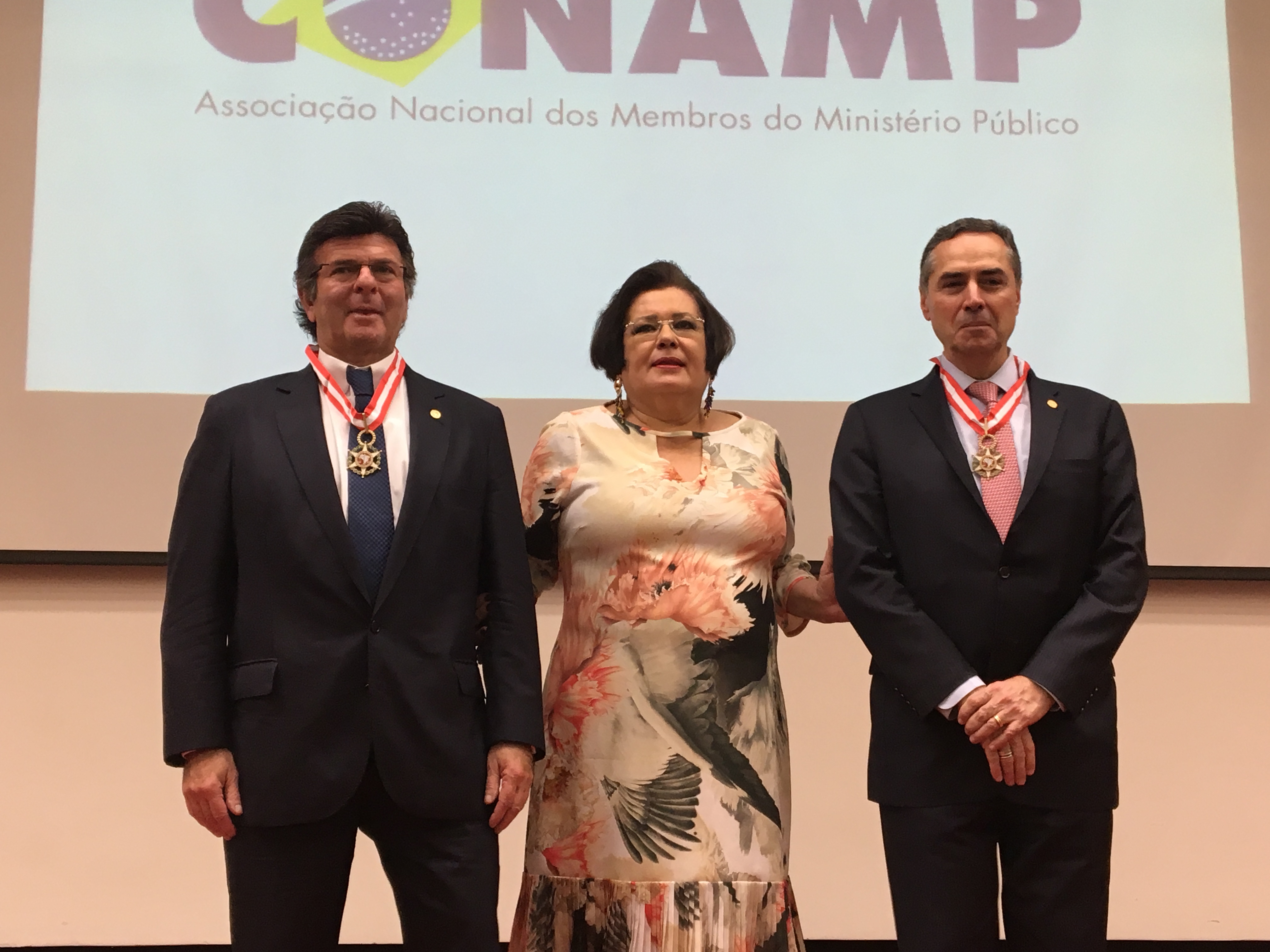 CONAMP realiza cerimônia de entrega da Medalha da Ordem do Mérito