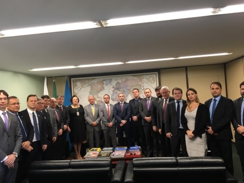 Deputado Rubens Bueno recebe conselho deliberativo da CONAMP