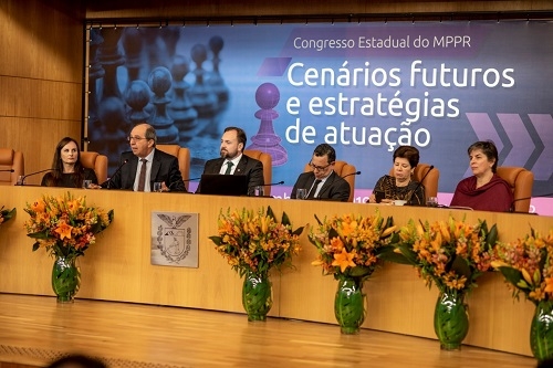 No Paraná, presidente da CONAMP participa de painel no congresso estadual do MPPR