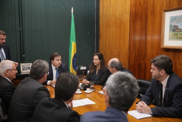 Presidente da Câmara dos Deputados recebe representantes do Ministério Público