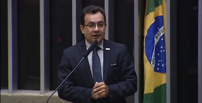 Primeira infância é tema de audiência pública no plenário da Câmara