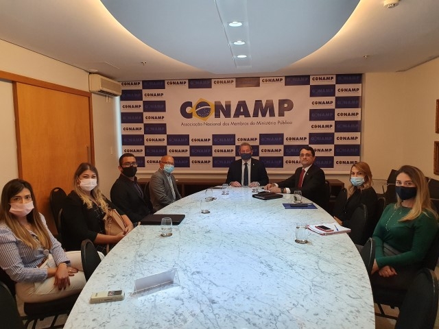 CONAMP realiza reunião com Seguros Unimed