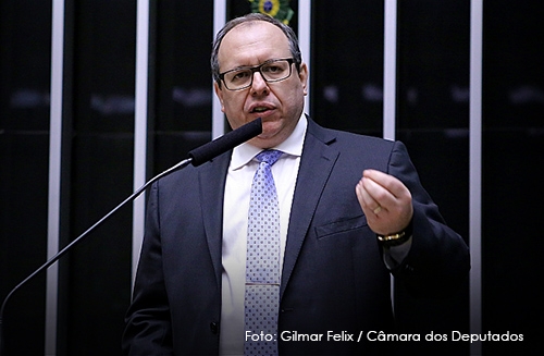 Combate a organizações criminosas é tema de debate na Câmara dos Deputados