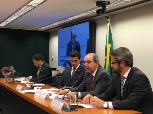 Fim do foro por prerrogativa de função é tema de audiência na Câmara dos Deputados