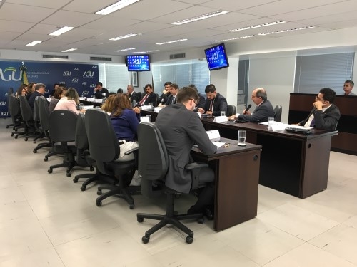 CONAMP participa de reunião na Câmara de Conciliação sobre auxílio-moradia
