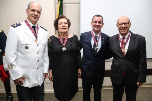 Membros do Ministério Público recebem Comendas do Mérito Judiciário do TJM