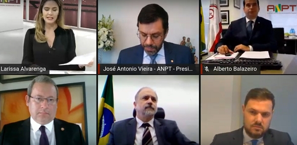 Presidente da CONAMP participa da posse da ANPT