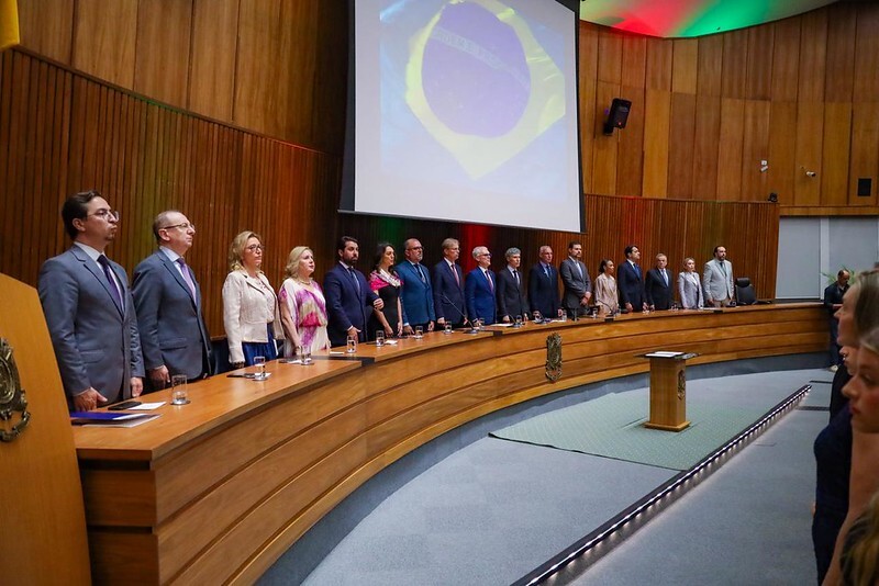 55077616757 e8ee054bf4 c