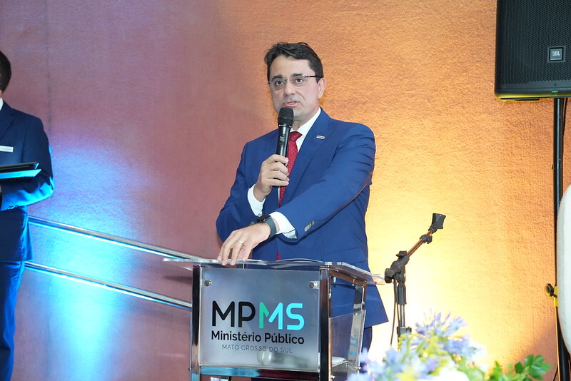 54171269909 21130ae32b c