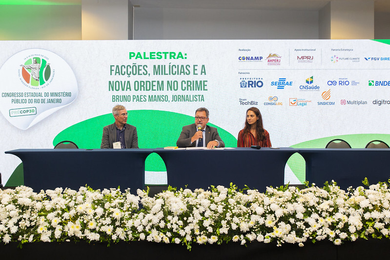 54524114820 3771a85467 c